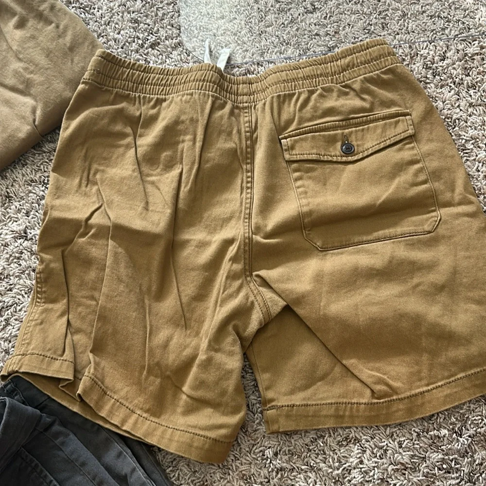 Lot of 3 Men's Gray Casual Shorts size 33 - Picture 5 of 8